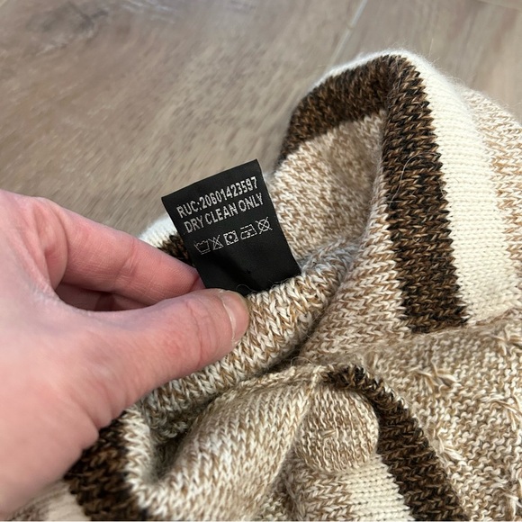 Efrata Global Alpaca Poncho Sweater Cape One Size Shawl Hand Made in Peru - Picture 5 of 9